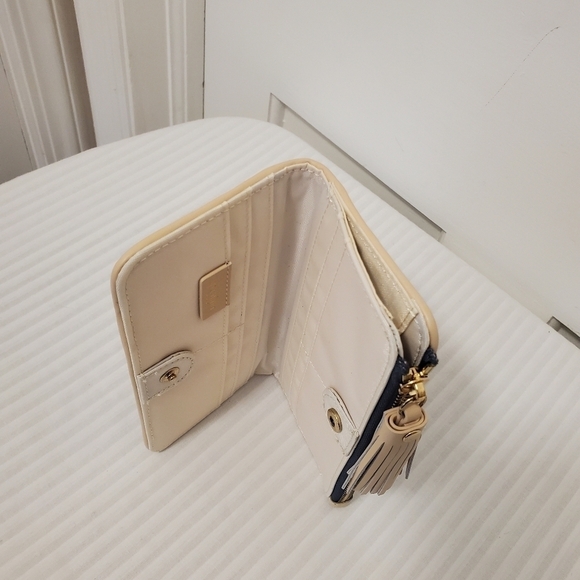 NWOT Spartina 449 Tassel Snap/Zip Wallet Oyster Factory Floral, Ret $98 - Picture 10 of 12